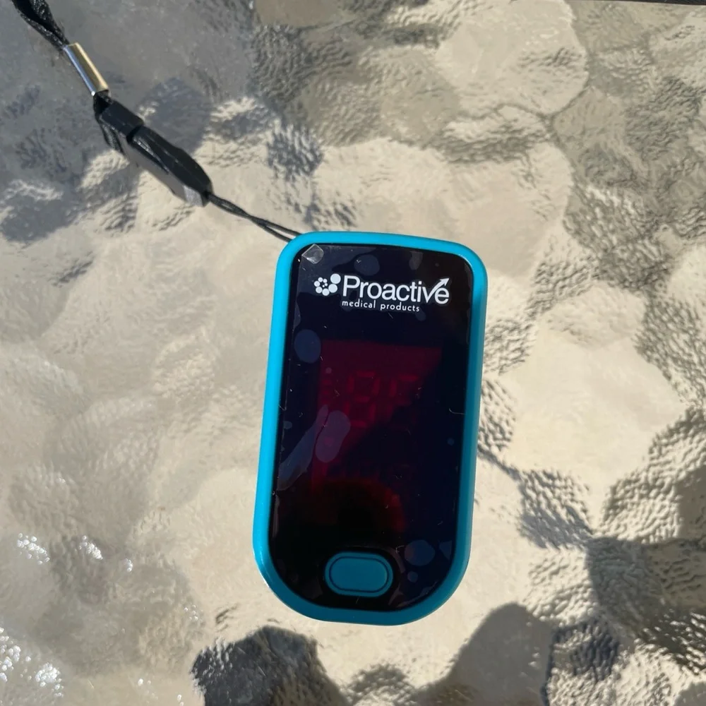 Proactive Blue Pulse Oximeter - Picture 4 of 4
